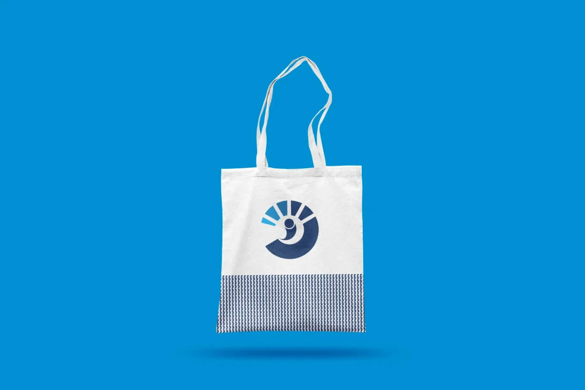 Hanging_Tote_Bag_Mockup_2